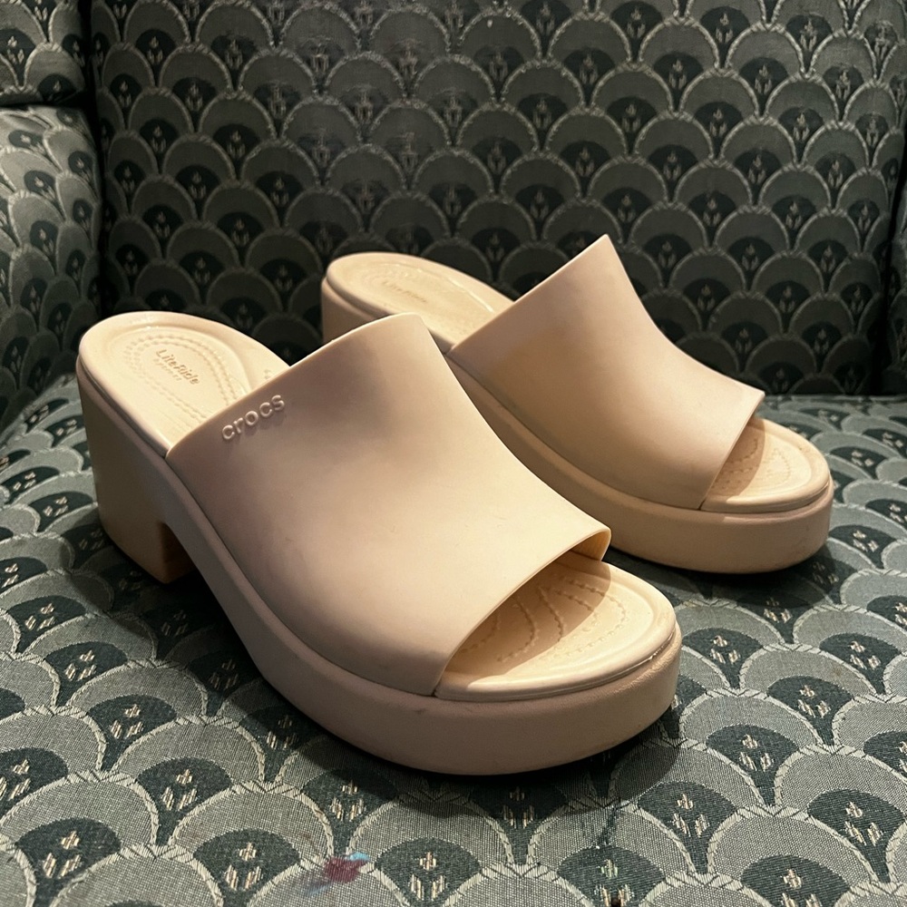 Crocs Women's Beige Slide Sandals